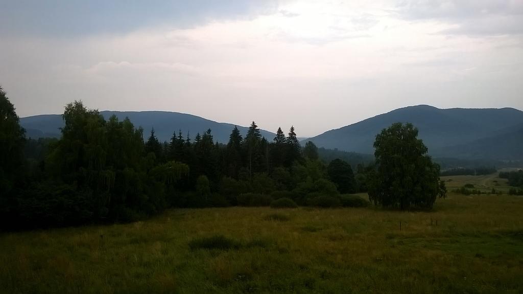 Magiczne Bieszczady - Smerek 86 Hotel Cisna Exterior photo
