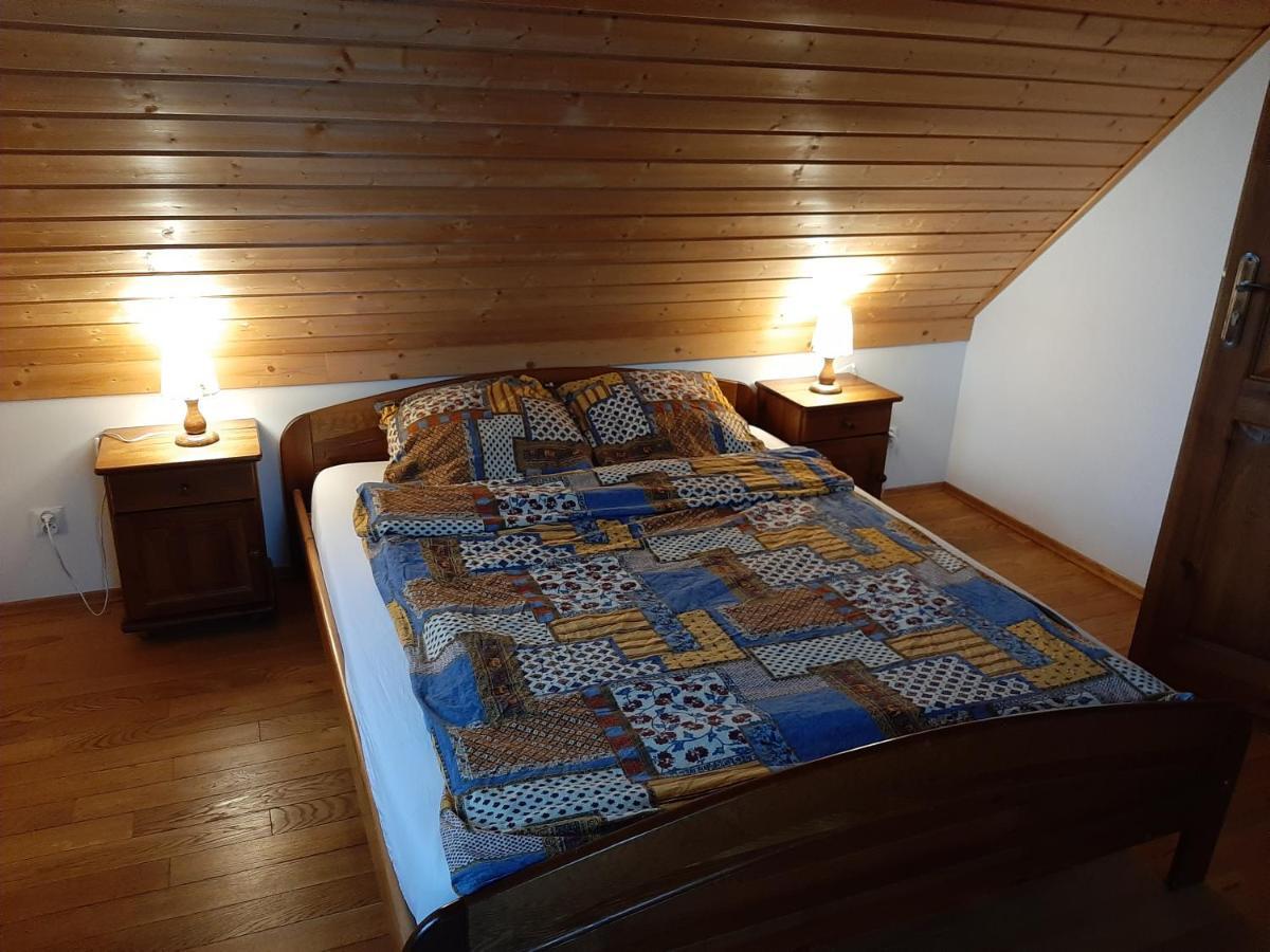 Magiczne Bieszczady - Smerek 86 Hotel Cisna Exterior photo